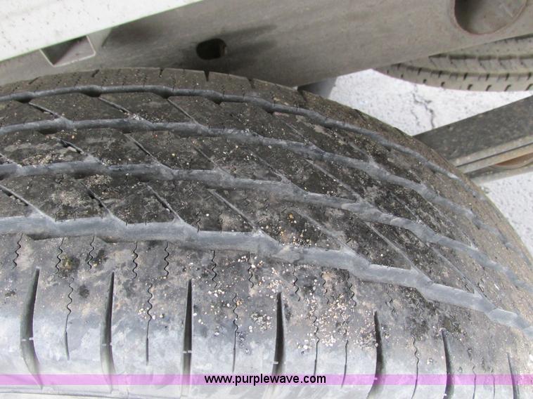 image for item F4190 2006 Chevrolet Silverado 1500 Crew Cab pickup truck