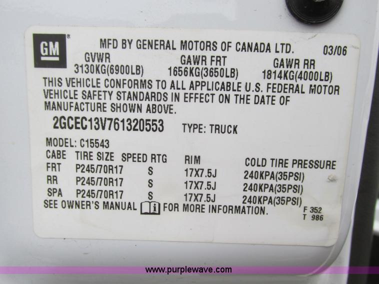 image for item F4190 2006 Chevrolet Silverado 1500 Crew Cab pickup truck