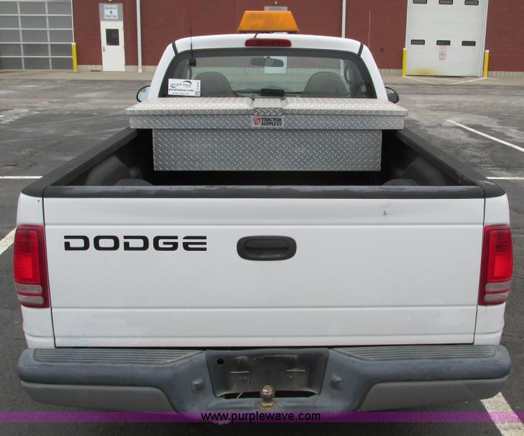 image for item F4191 2001 Dodge Dakota pickup truck