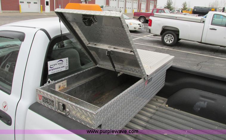 image for item F4191 2001 Dodge Dakota pickup truck