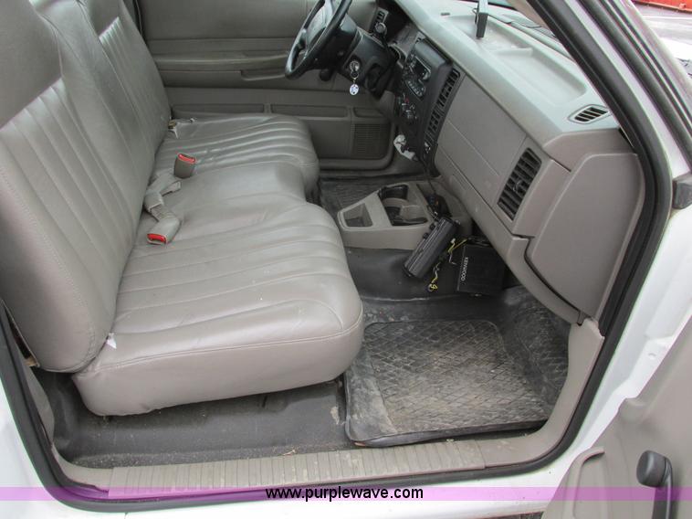 image for item F4191 2001 Dodge Dakota pickup truck