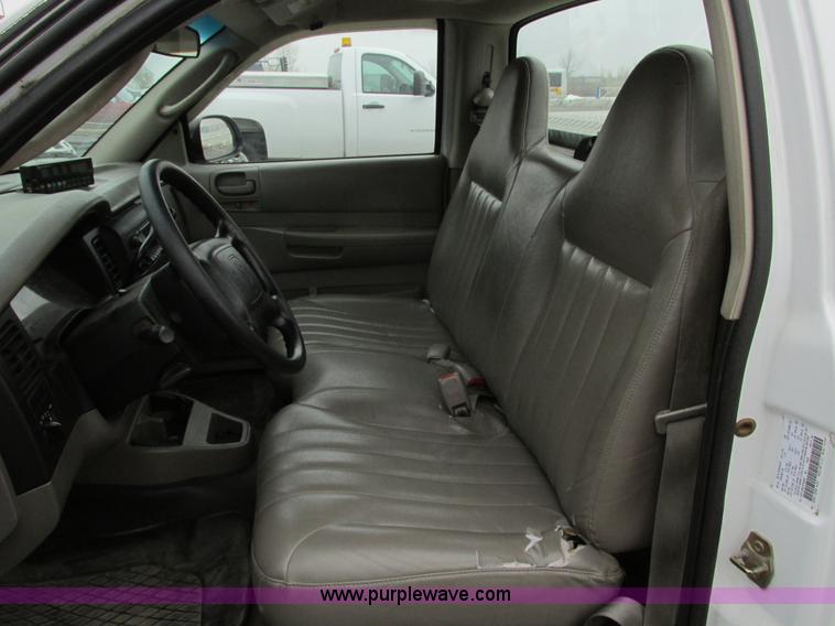 image for item F4191 2001 Dodge Dakota pickup truck