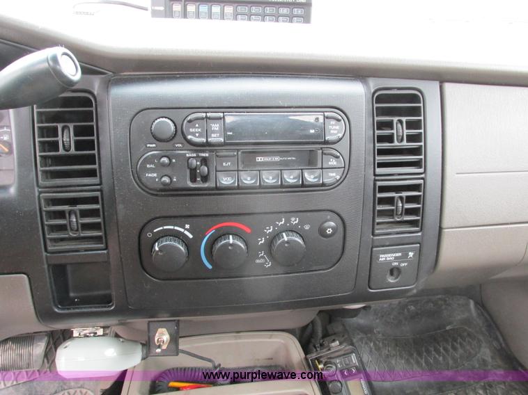 image for item F4191 2001 Dodge Dakota pickup truck