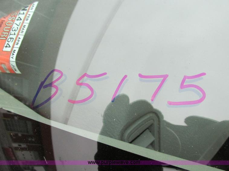 image for item F4191 2001 Dodge Dakota pickup truck