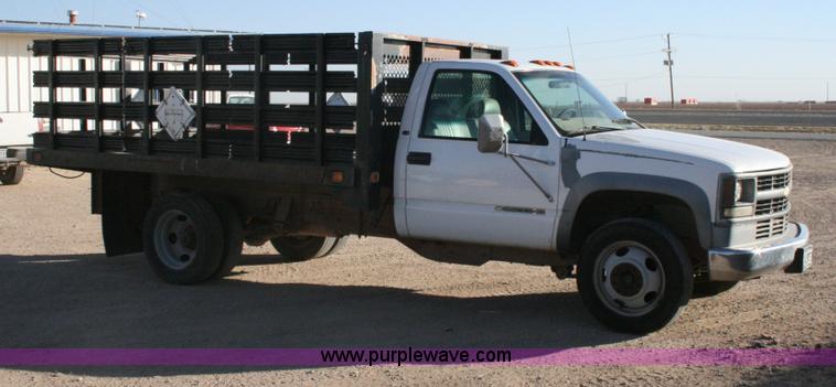 image for item G5544 1998 Chevrolet 3500HD flatbed pickup truck