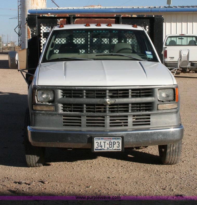 image for item G5544 1998 Chevrolet 3500HD flatbed pickup truck