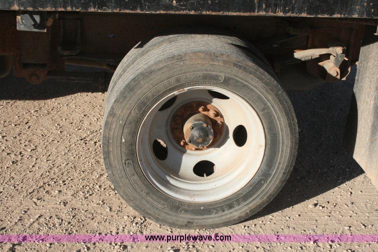 image for item G5544 1998 Chevrolet 3500HD flatbed pickup truck