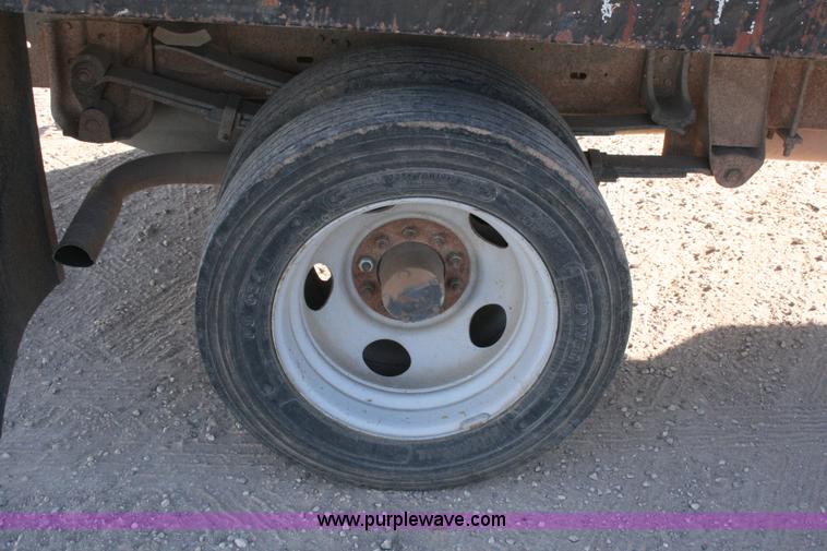 image for item G5544 1998 Chevrolet 3500HD flatbed pickup truck