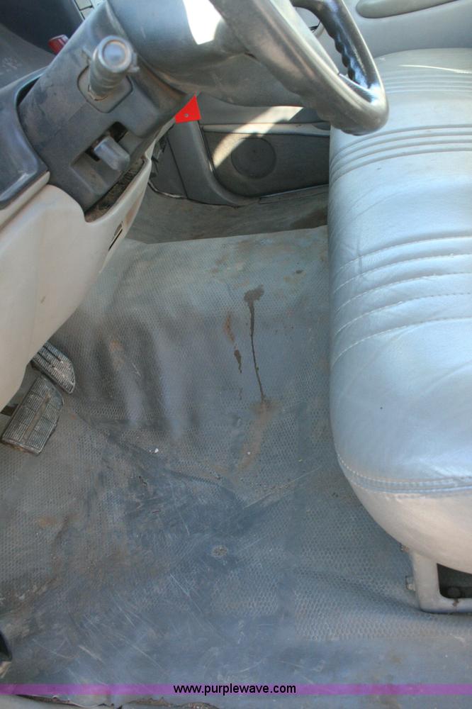 image for item G5544 1998 Chevrolet 3500HD flatbed pickup truck