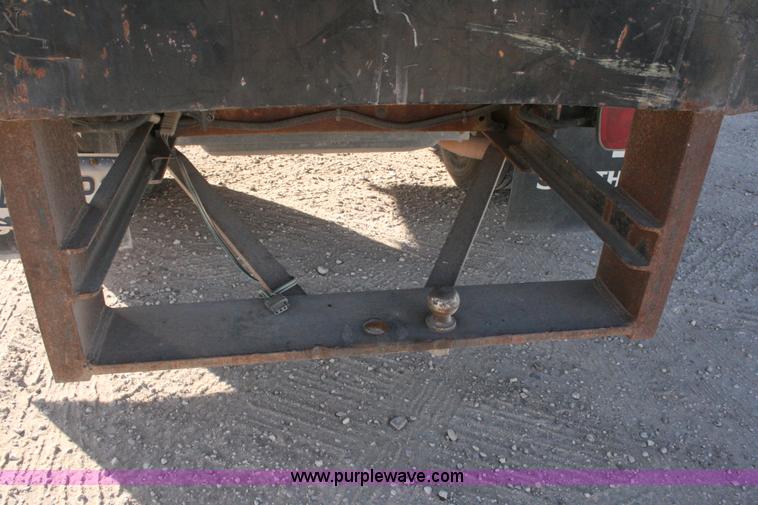 image for item G5544 1998 Chevrolet 3500HD flatbed pickup truck