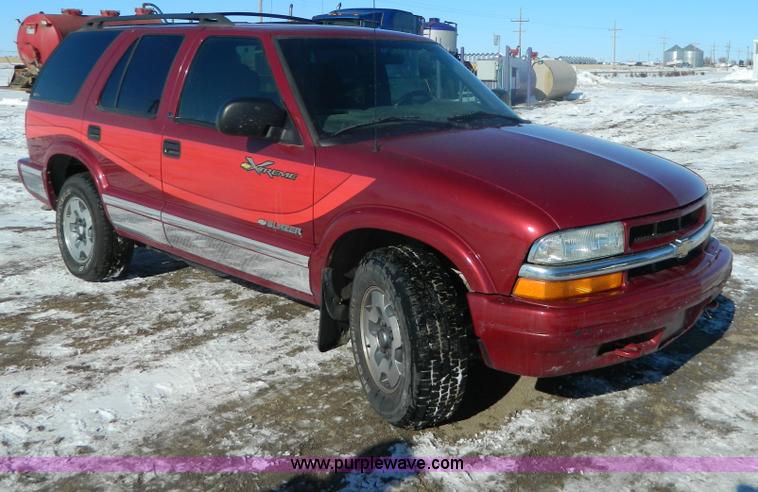 image for item G7609 2002 Chevrolet Blazer Xtreme LS SUV
