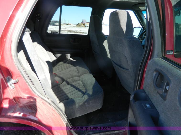 image for item G7609 2002 Chevrolet Blazer Xtreme LS SUV