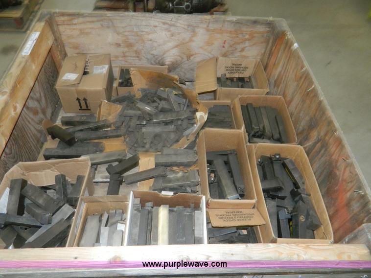 image for item Y9142 Lathe tools