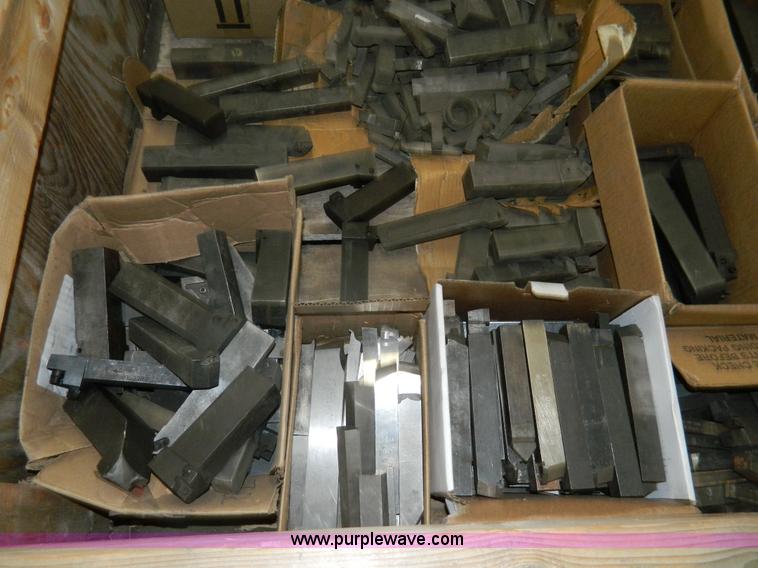 image for item Y9142 Lathe tools