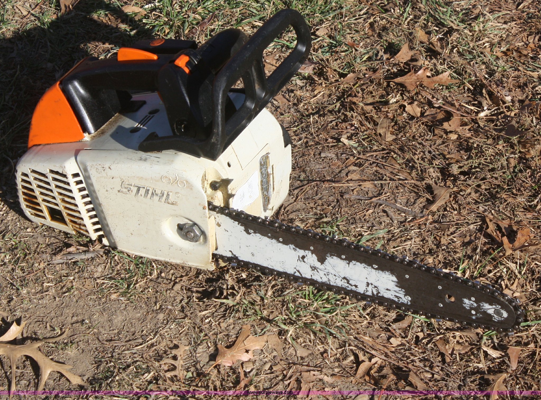 Stihl 191T chainsaw in Kansas City, KS Item O9826 sold Purple Wave