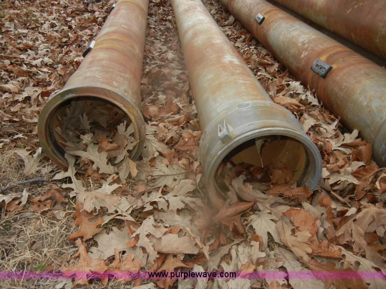 image for item AB9777 (16) pieces of irrigation pipe