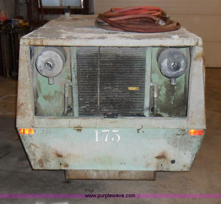 image for item B1699 Sullair 250 DPQJD