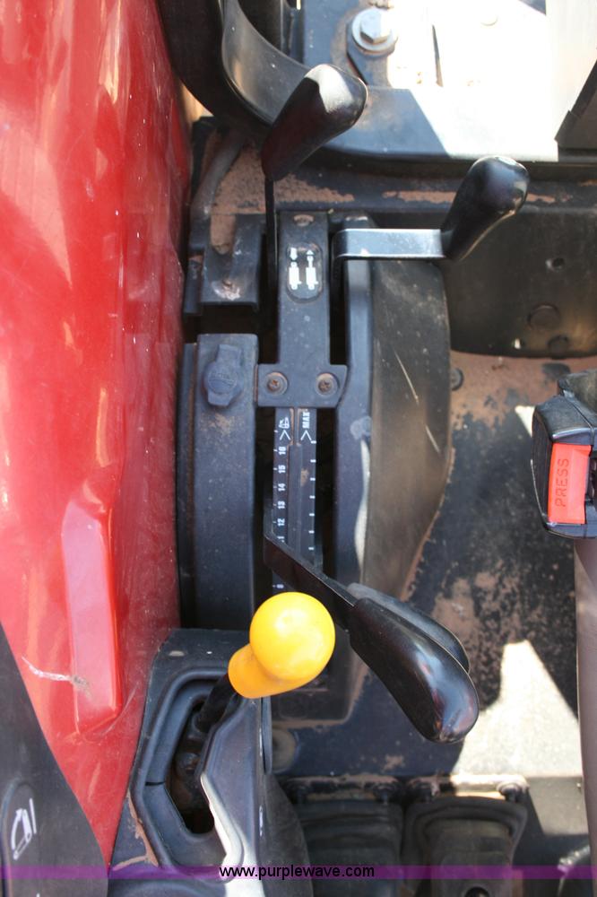 image for item B1803 2005 Case IH JX1075C Maxxim tractor with loader