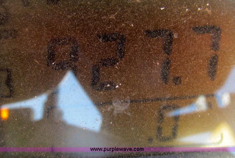 image for item B1803 2005 Case IH JX1075C Maxxim tractor with loader