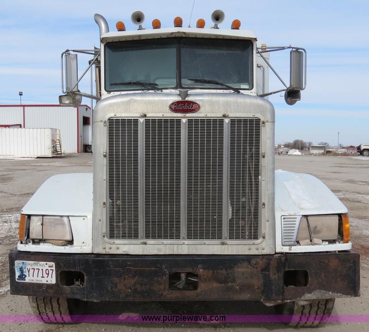 image for item B4549 1994 Peterbilt 377 spreader truck