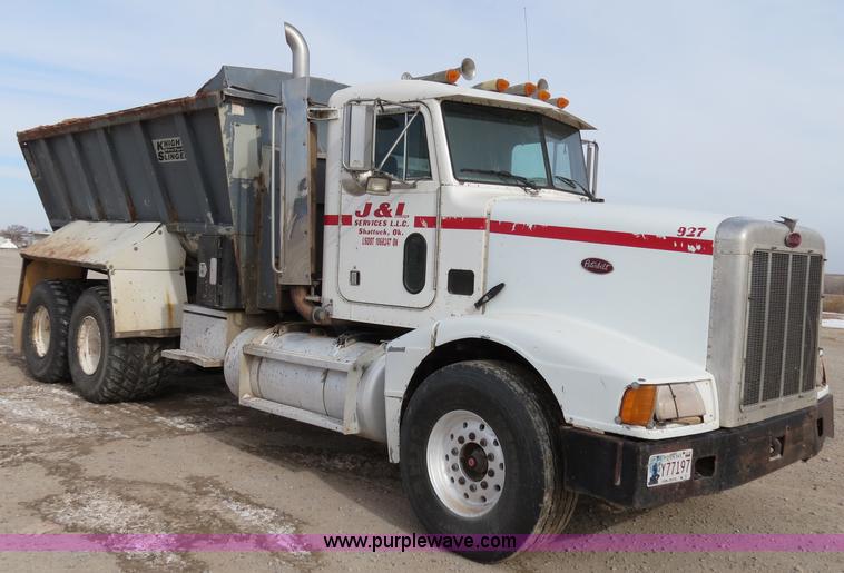 image for item B4549 1994 Peterbilt 377 spreader truck