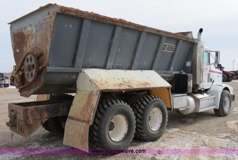 image for item B4549 1994 Peterbilt 377 spreader truck