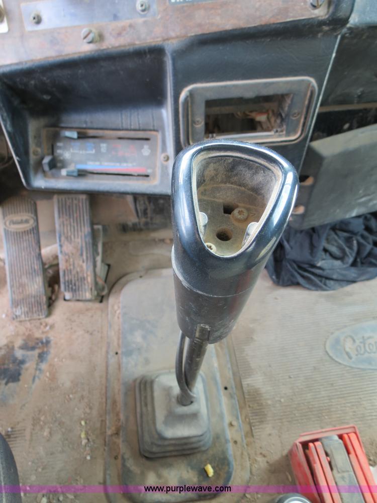 image for item B4549 1994 Peterbilt 377 spreader truck