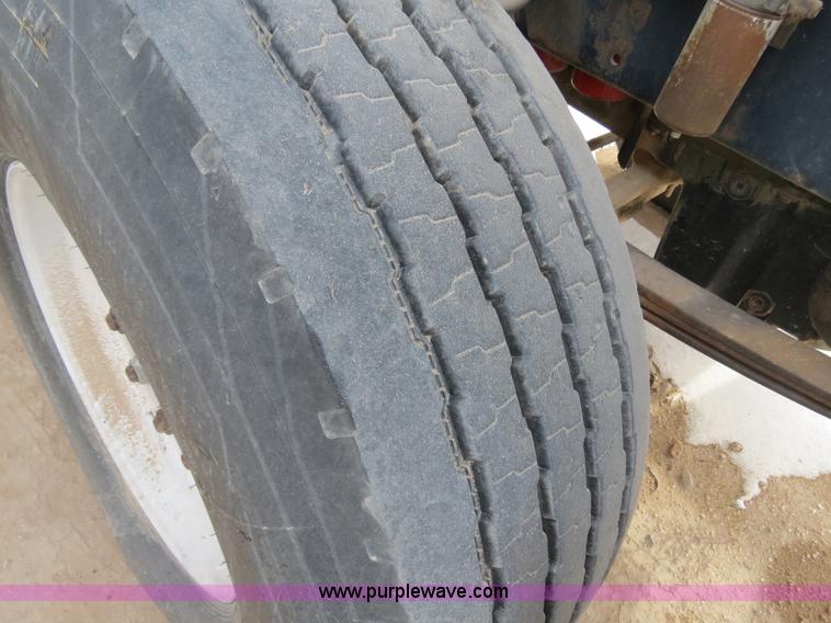 image for item B4549 1994 Peterbilt 377 spreader truck