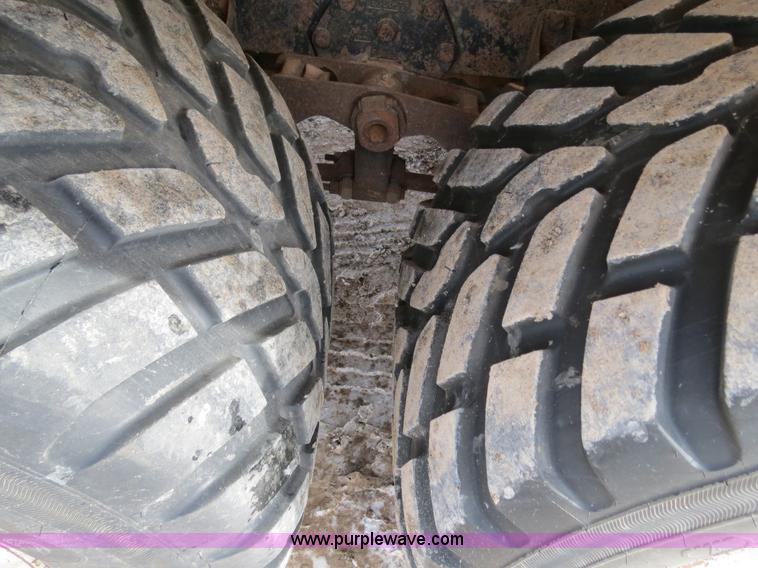 image for item B4549 1994 Peterbilt 377 spreader truck