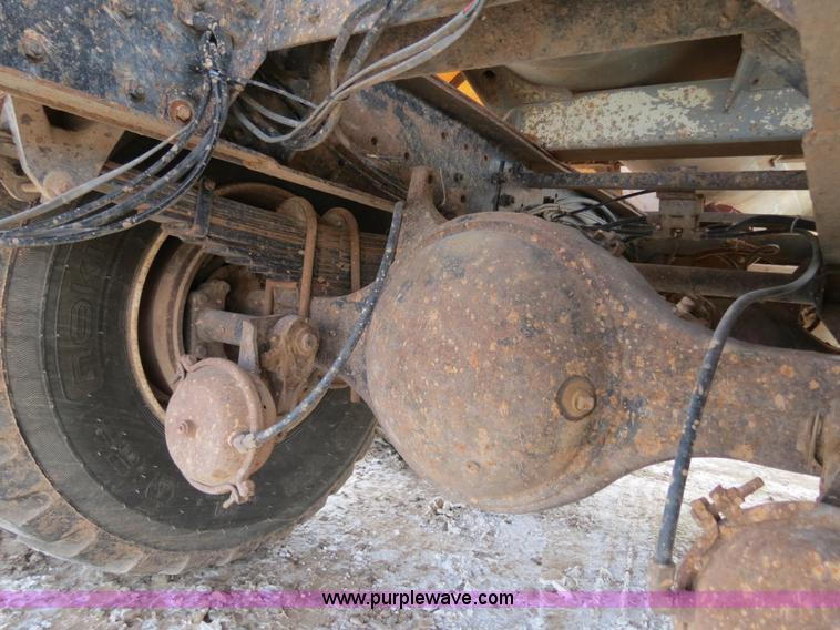 image for item B4549 1994 Peterbilt 377 spreader truck