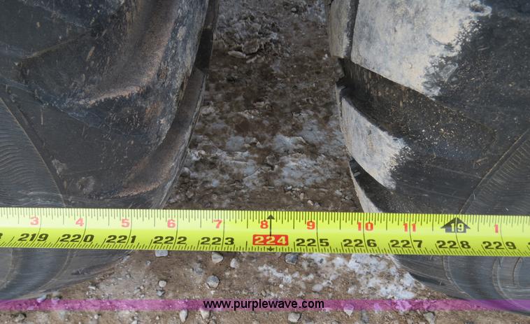 image for item B4549 1994 Peterbilt 377 spreader truck