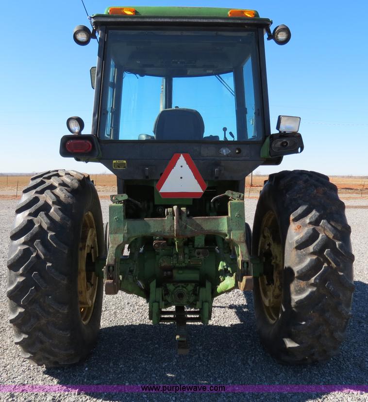 image for item B4563 1978 John Deere 4440 tractor