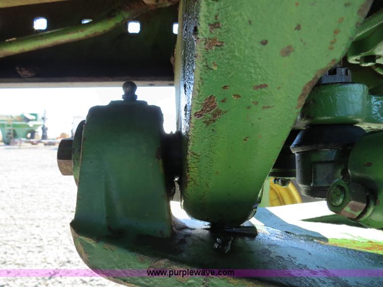 image for item B4563 1978 John Deere 4440 tractor