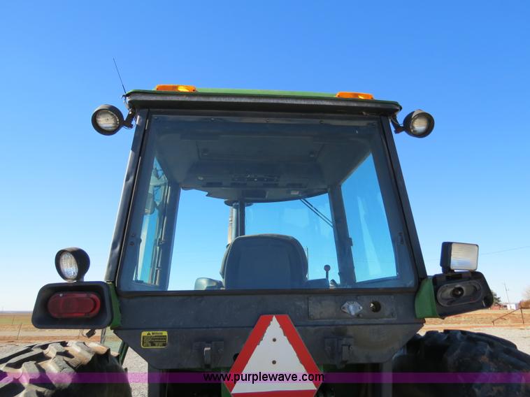 image for item B4563 1978 John Deere 4440 tractor