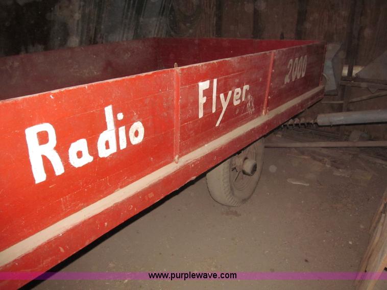 image for item B5307 Radio Flyer 2000 pull type wagon