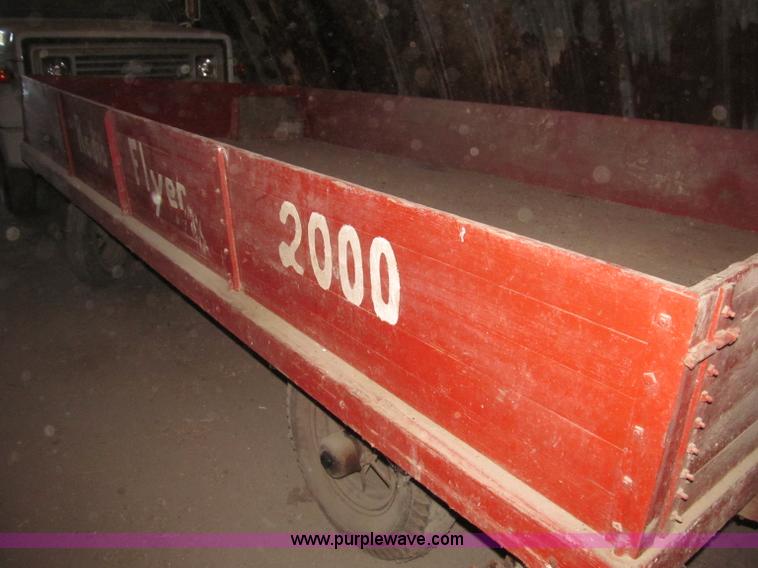 image for item B5307 Radio Flyer 2000 pull type wagon