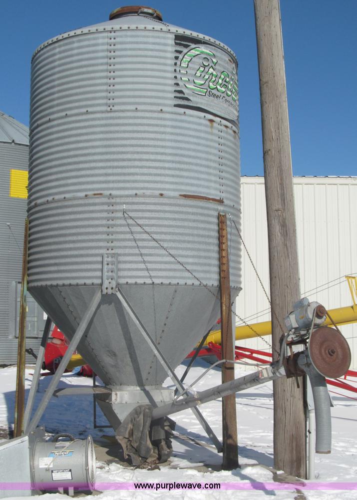 image for item B5308 Circle 10 ton bulk tank