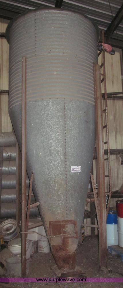 image for item B5309 BS&B four ton bulk tank