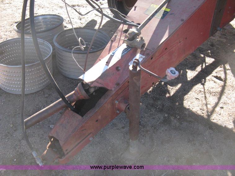 image for item B8430 International 400 Cyclo planter