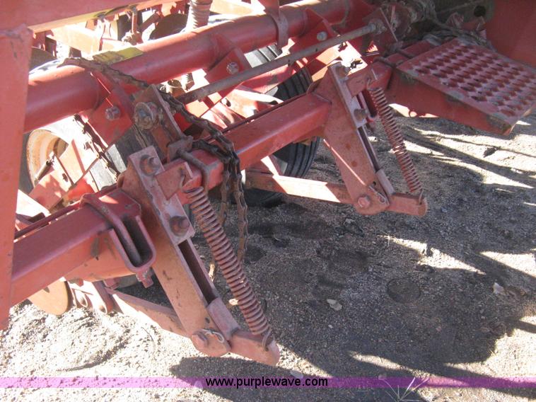 image for item B8430 International 400 Cyclo planter