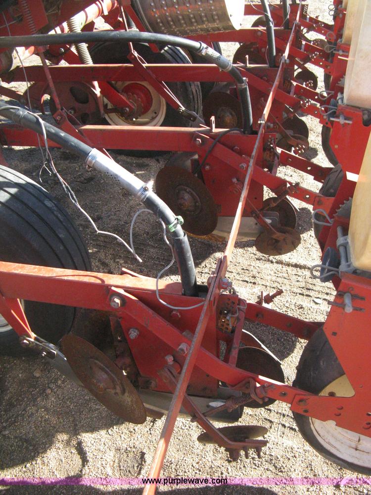 image for item B8430 International 400 Cyclo planter