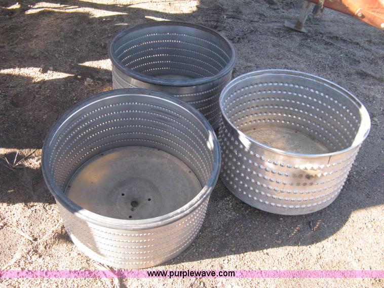 image for item B8430 International 400 Cyclo planter