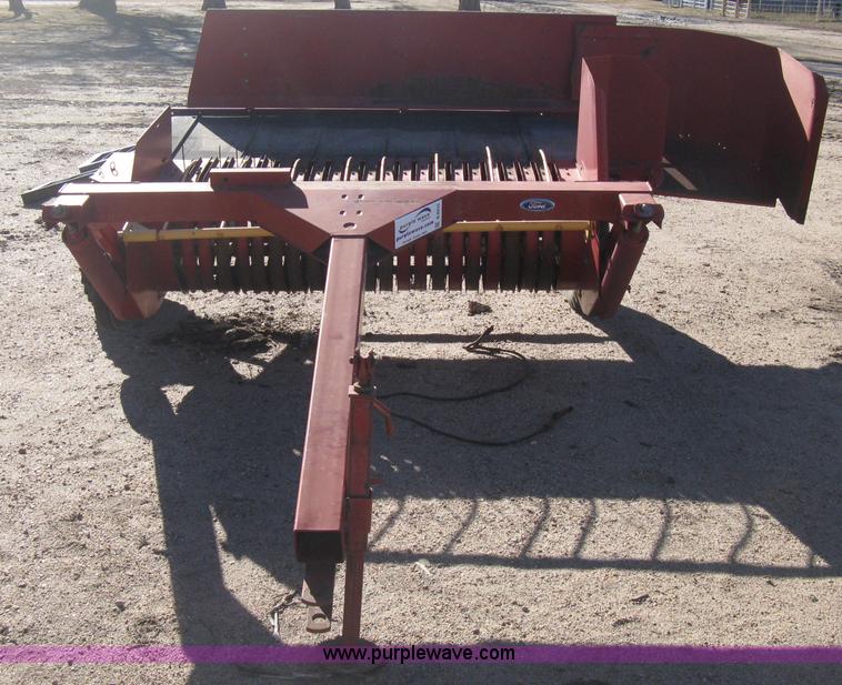 image for item B8433 New Holland 144 windrow inverter