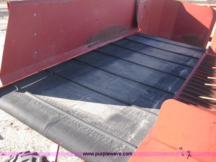 image for item B8433 New Holland 144 windrow inverter