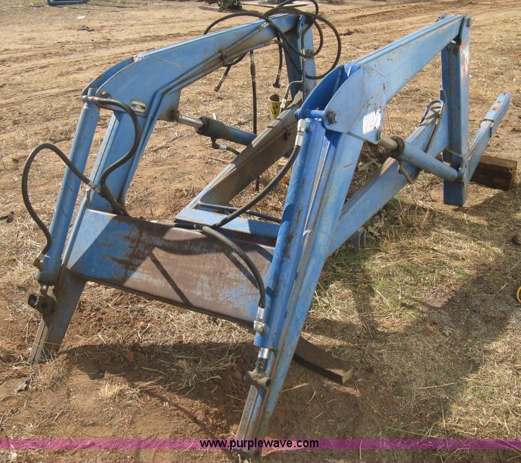 image for item B8442 Ford 727 loader