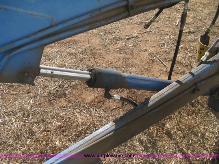 image for item B8442 Ford 727 loader