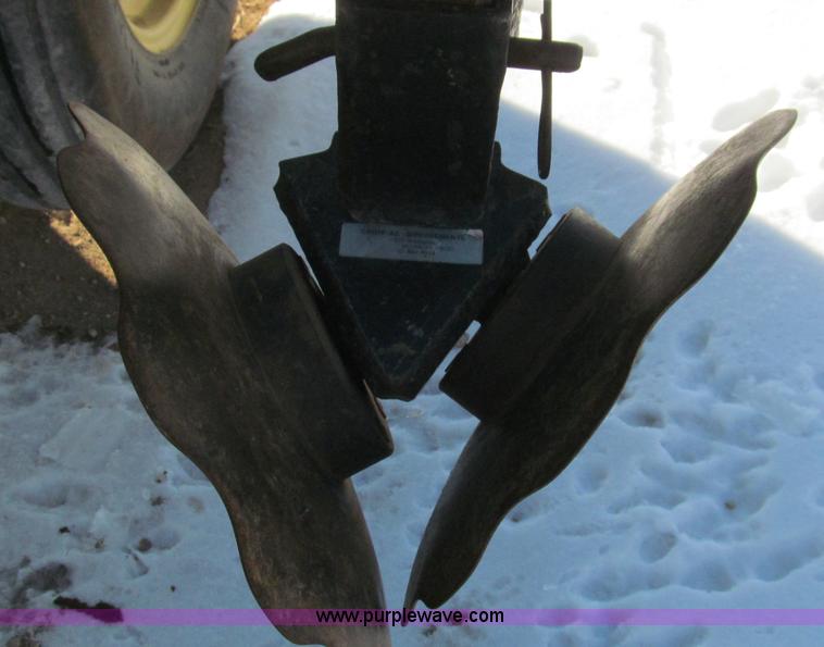 image for item C3597 John Deere 7200 Conservation Max Emerge planter