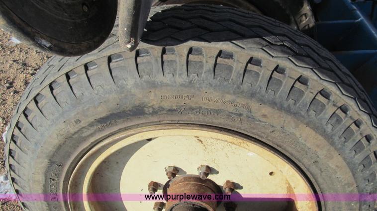 image for item C3598 Kinze Twin-Line planter