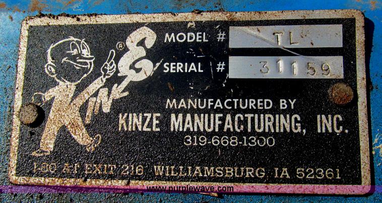 image for item C3598 Kinze Twin-Line planter