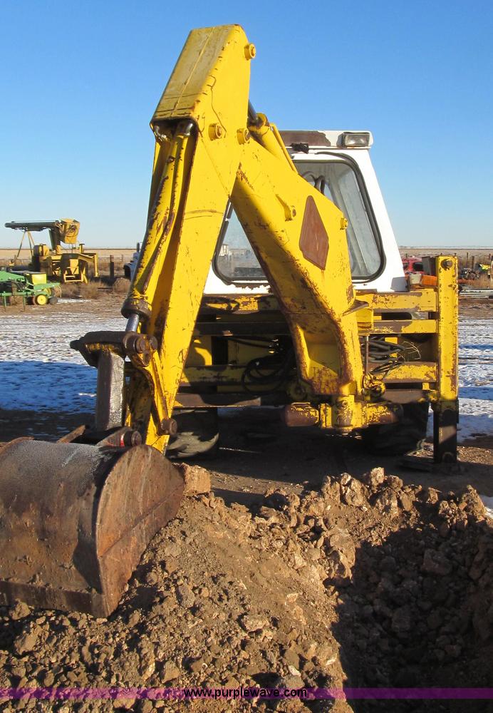 image for item C3602 JCB backhoe